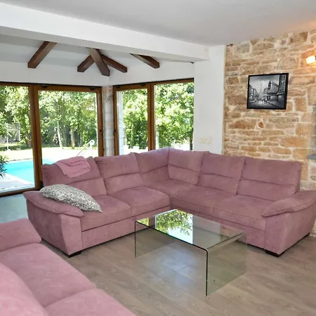 Forest Breeze Retreat In Holiday home *